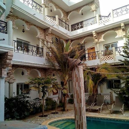 Hotel Paradialaw ดาการ์ ภายนอก รูปภาพ
