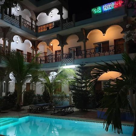 Hotel Paradialaw ดาการ์ ภายนอก รูปภาพ