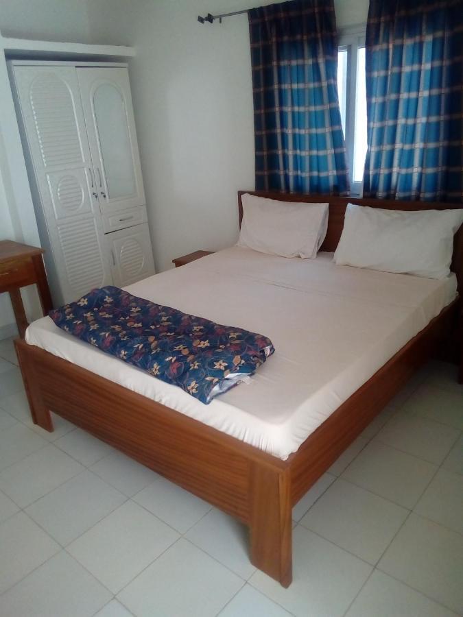 Hotel Paradialaw ดาการ์ ภายนอก รูปภาพ